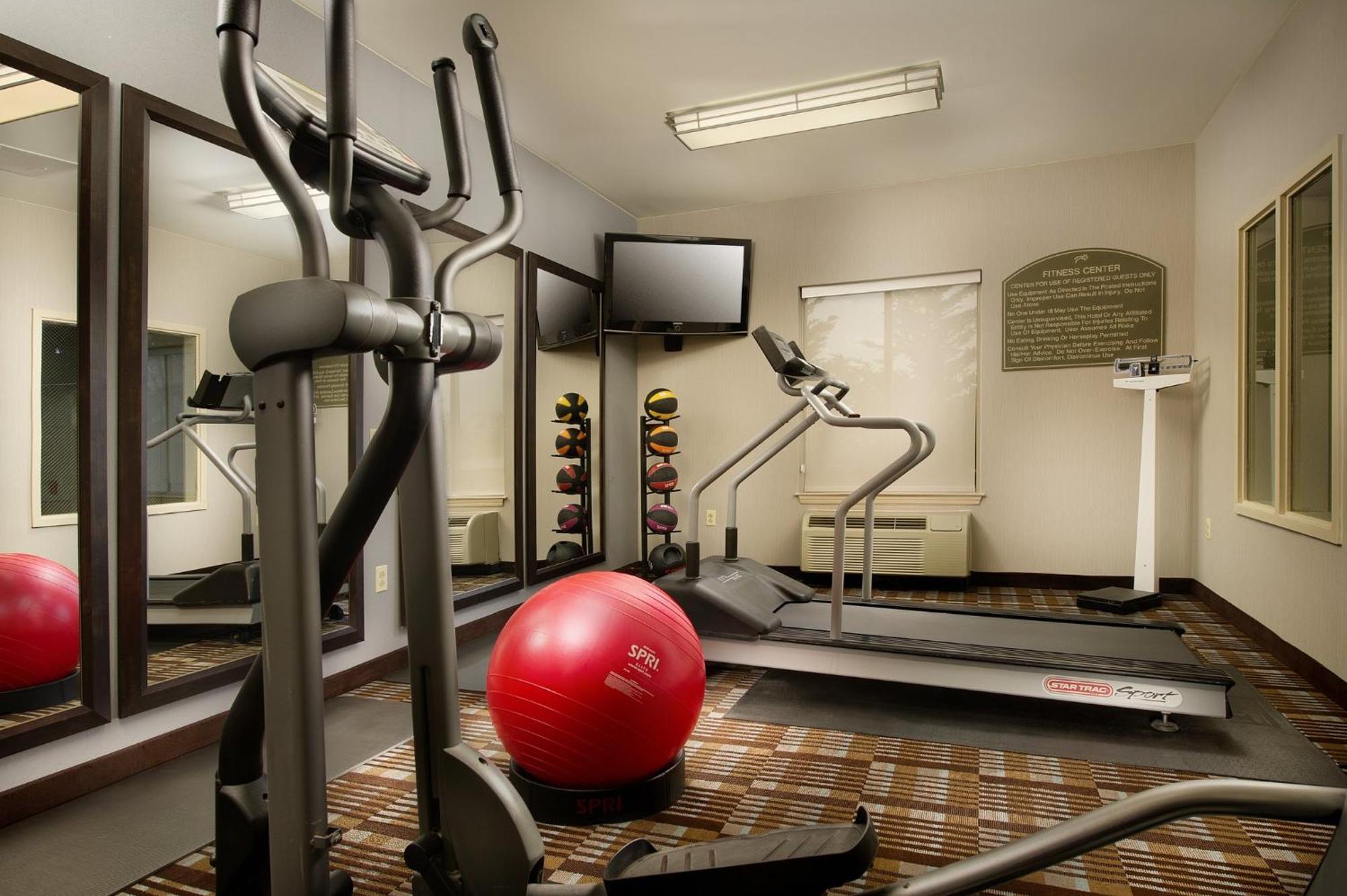 Express & By Ihg By Ihg 2* Chambersburg