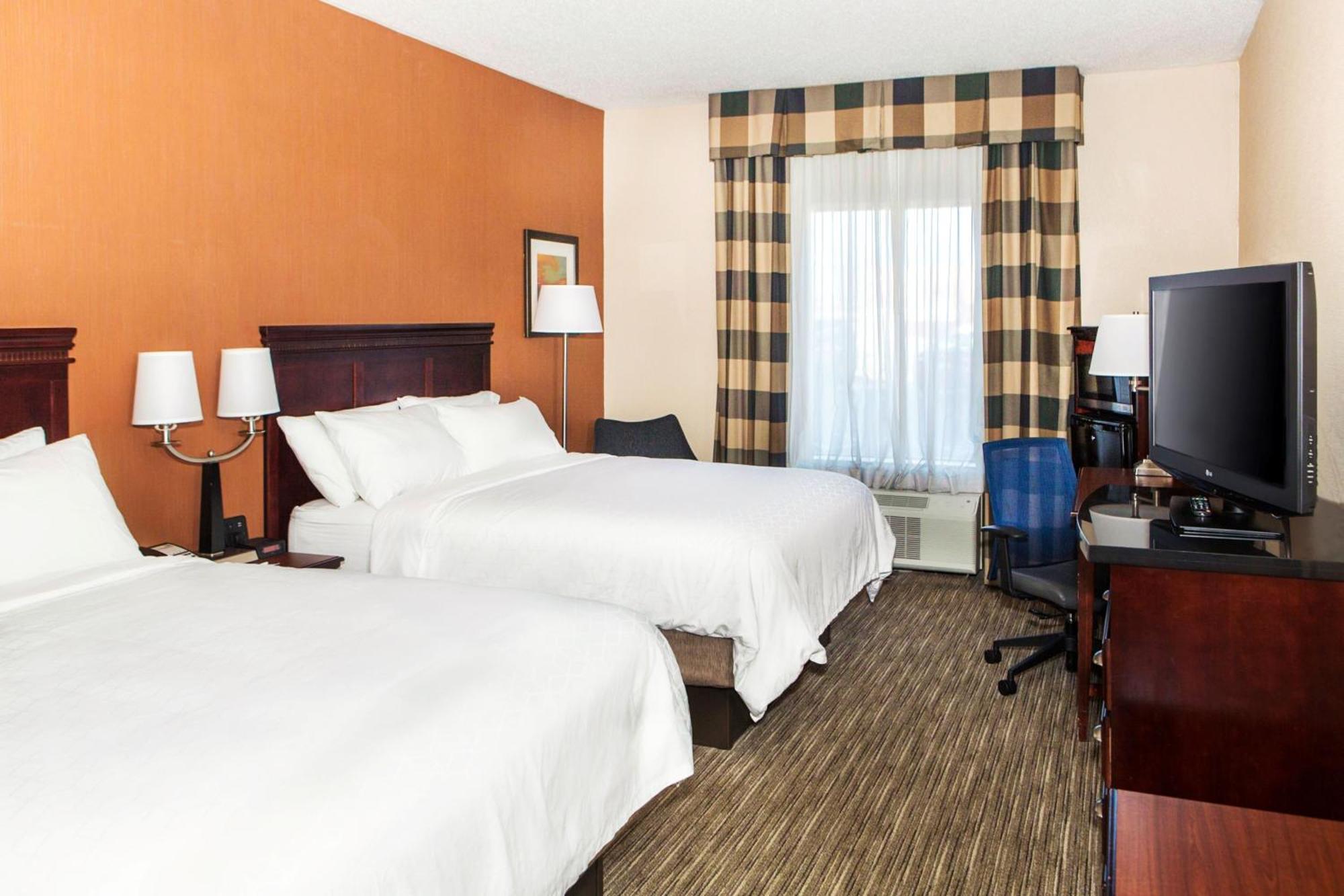Express & By Ihg By Ihg 2* Chambersburg
