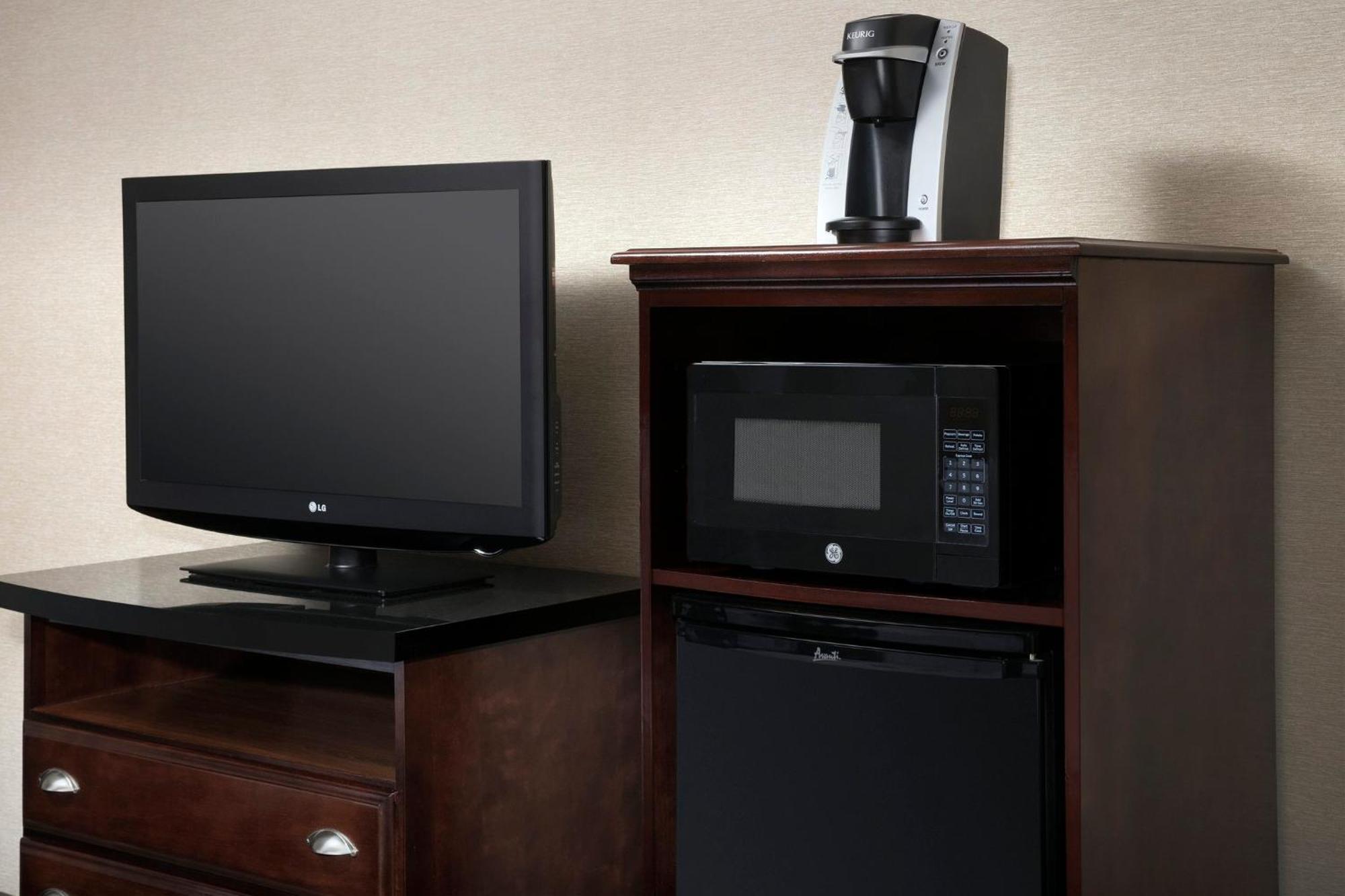Express & By Ihg By Ihg 2* Chambersburg